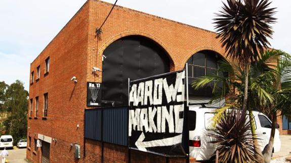 Cambia el gel lubricante de un bar de ambiente por ácido clorhídrico en un intento de atentado