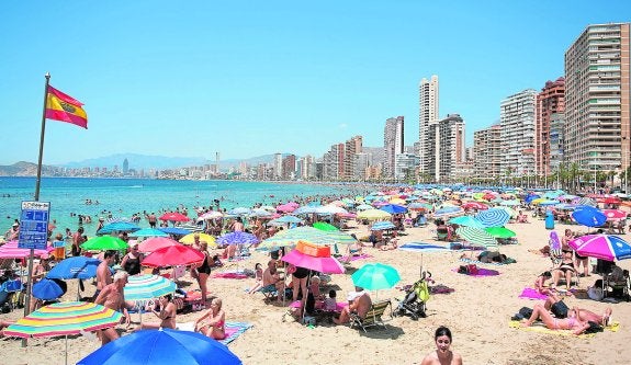 La Costa Blanca alcanzó en agosto una ocupación récord del 92,60%