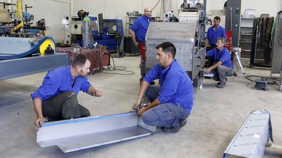 La producción industrial cae un 3,6 % en la Comunitat