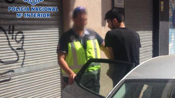 Cae un clan que asaltaba casas de la provincia con el método del 'resbalón'
