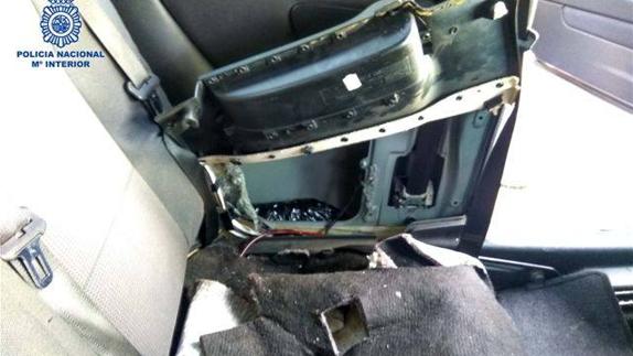 Detienen en Elda a cuatro personas en posesión de cerca de un kilo de cocaína