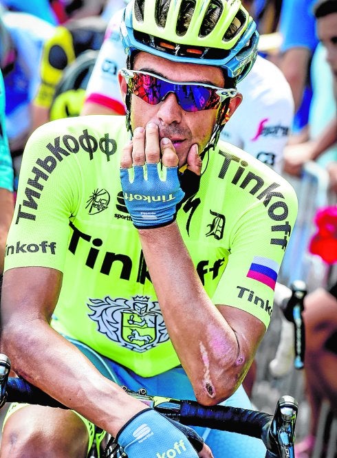 Contador paga su soledad en la ruta