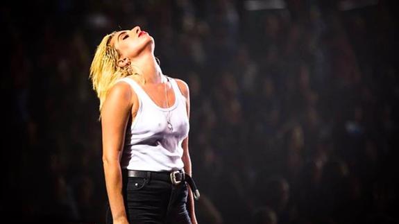 Lady Gaga va de sencilla