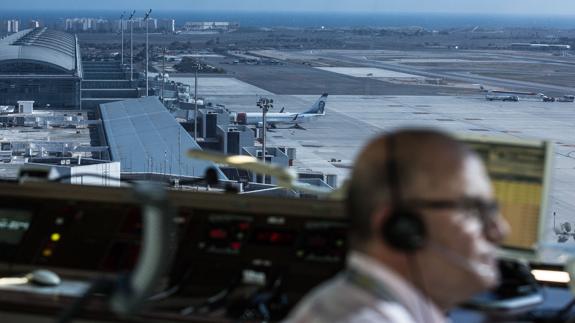 El Altet, primer aeropuerto con certificado de 'Torre Avanzada'