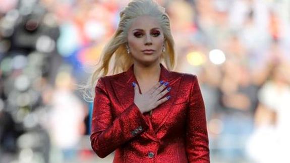 Lady Gaga estudia ser la nueva Beyoncé de la Super Bowl 2017