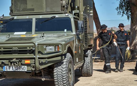 La Unidad Militar de Emergencias despliega a 300 efectivos para hacer prácticas en la Vega