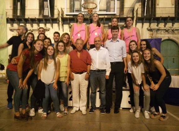 Alicante se divierte con el basket