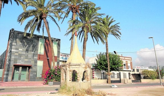 Impulsan la recuperación de la vieja ermita de Zarandona y un histórico pozo artesiano