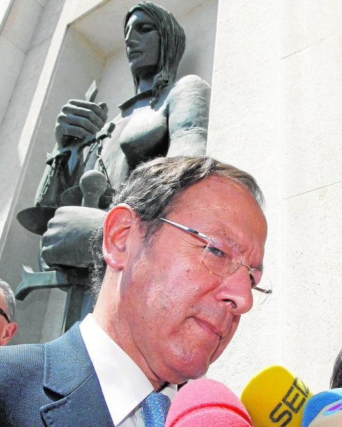 Un presunto pelotazo de sus suegros le cuesta a Cámara una nueva imputación por cohecho