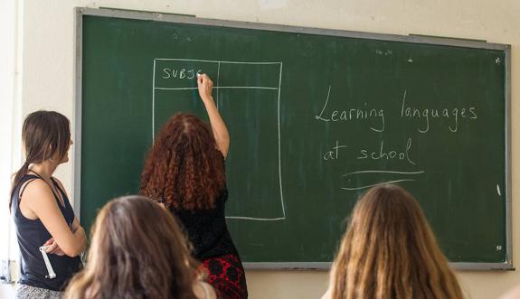 Alumnos adelantados al plurilingüismo de Marzà