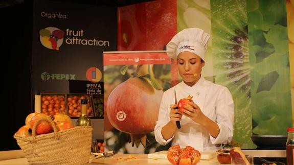 La chef Noelia Pascual rinde homenaje a la granada mollar