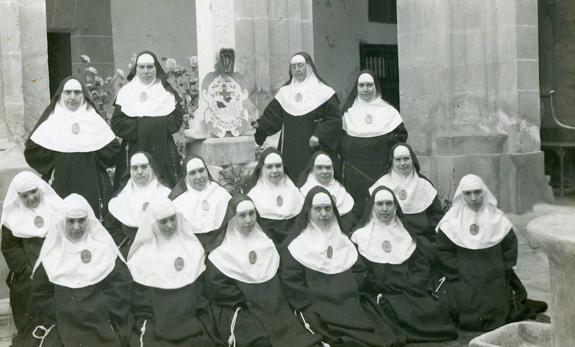 Una historia de mujeres: 500 años de oraciones