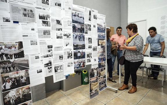 La exposición de Torremendo contra el vertedero llega a la sede de Cambiemos