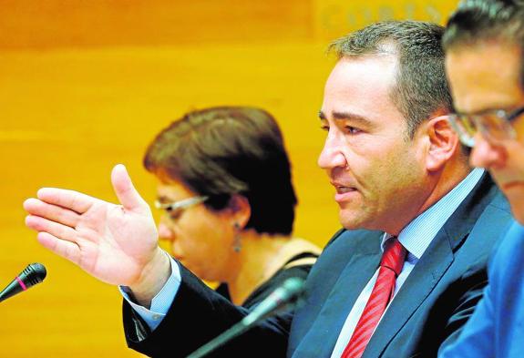 La Generalitat montará su propia Sareb para concentrar los activos tóxicos de la SGR