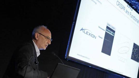 Mojica: «Nunca ha habido un futuro más claro para la edición de genomas»
