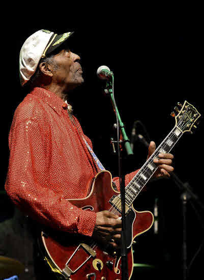 Chuck Berry cumple 90 años y lo celebra con un nuevo disco