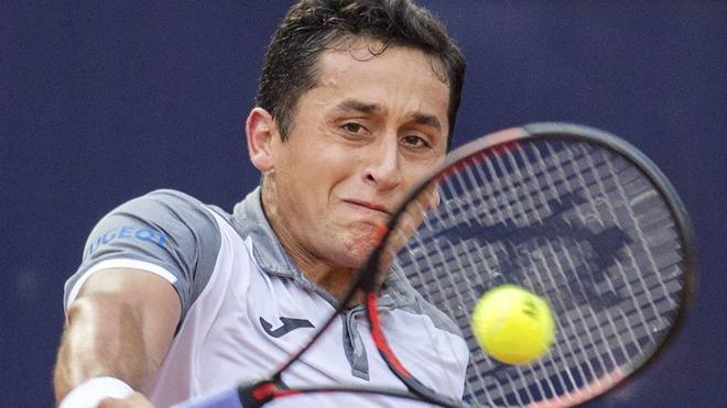 Almagro pasa la primera ronda en Estocolmo