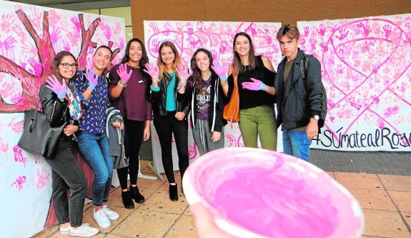 Los médicos diagnostican más de 3.000 casos de cáncer de mama al año en la Comunitat