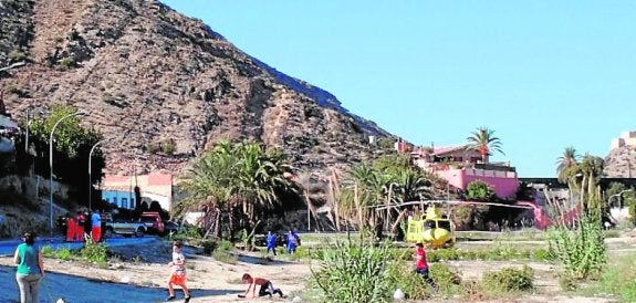 Una joven francesa estudiante de la UMH muere al despeñarse en la Sierra de Callosa