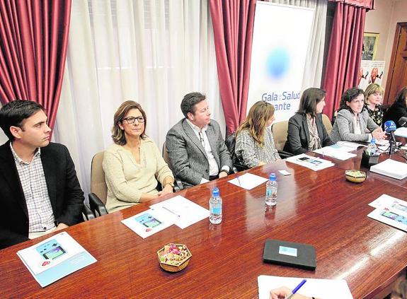 Los colegios sanitarios piden un pacto regional por la investigación