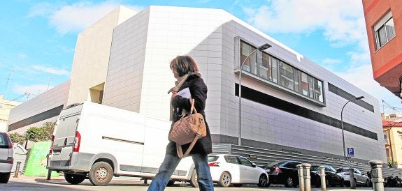 Sanidad trasladará a médicos y enfermeras de Babel para abrir el centro de salud de Benalúa