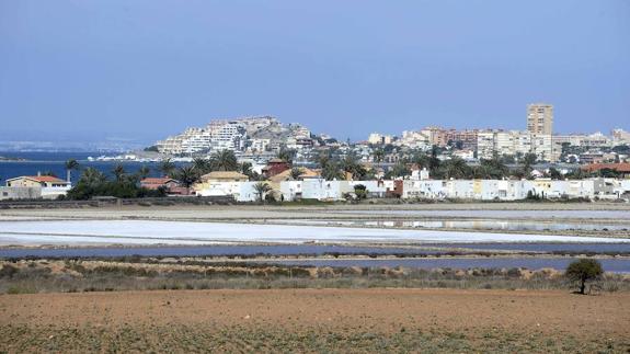 La Asamblea pide a la Comunidad un plan para recuperar las salinas de Marchamalo