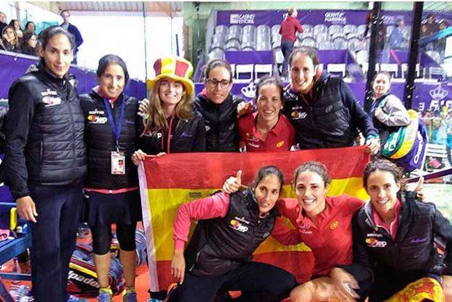 La cartagenera Llaguno, campeona del mundo de Pádel con España
