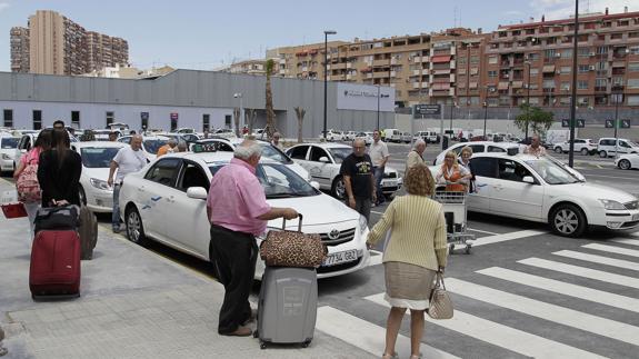 Adif invierte 230.000 € en obras de mejora en la estación de Alicante
