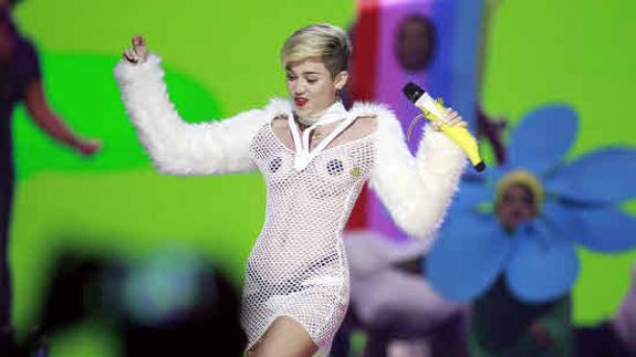 Miley Cyrus cumple 24 años