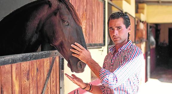 «Lucho por torear en Feria de Hogueras delante de mi gente y en La Maestranza»