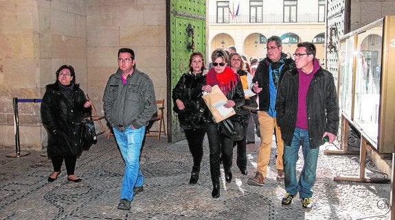 Los trabajadores de la limpieza de colegios le declaran la guerra al Ayuntamiento