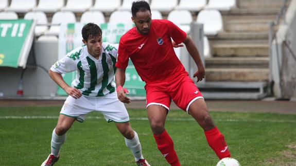 El Córdoba B sonroja al Lorca