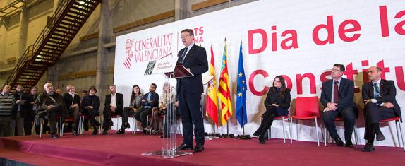 El Día de la Constitución agranda la división entre Consell y Diputación