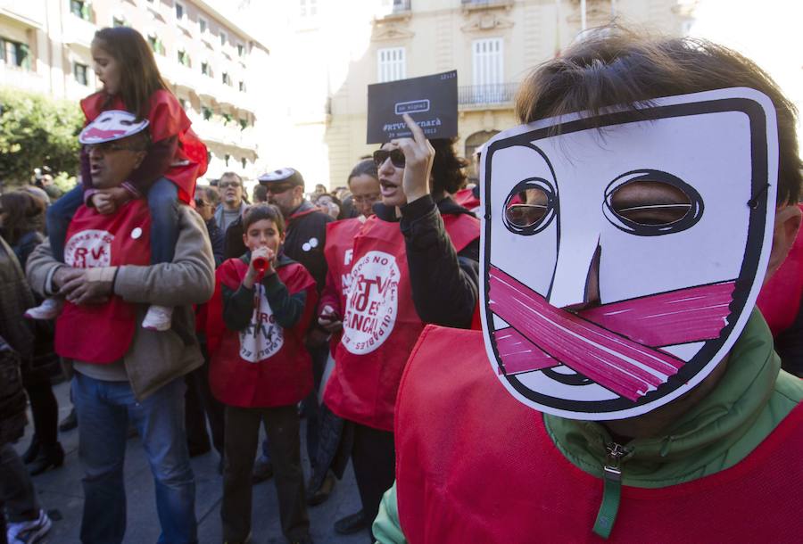 CCOO se suma a la demanda de CGT contra el ERE de RTVV