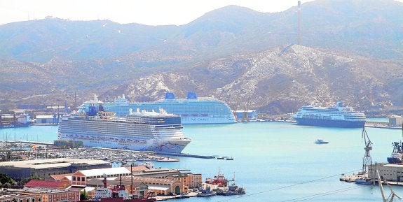 Cartagena recibirá a 230.000 cruceristas, un 25% más, gracias a ingleses y alemanes