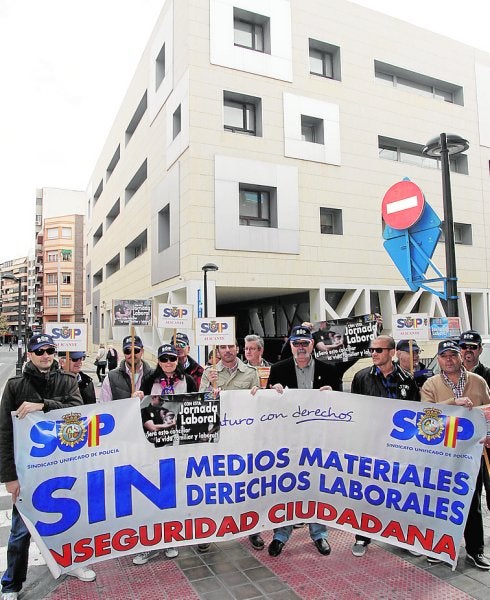 Protesta policial por falta de medios