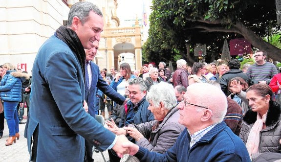 Sánchez reclama al Consell el dinero de los servicios sociales que presta