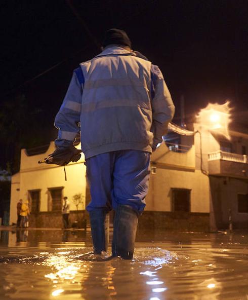 Las tormentas y la crecida del Segura ponen en jaque la Vega Baja