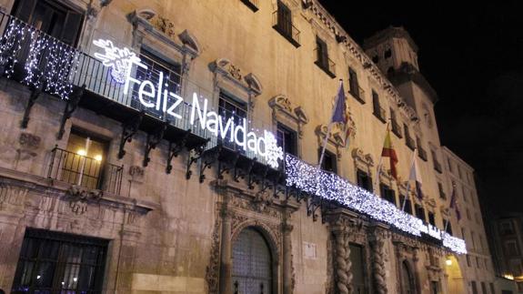 Alicante apagará las luces ornamentales contra la pobreza energética