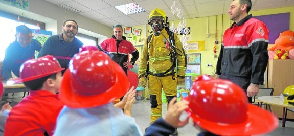 Lotes para familias sin recursos y regalos para niños ingresados