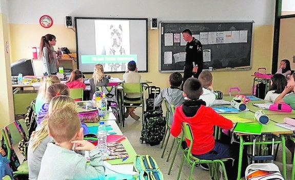 Campaña 'anticacas' en Algorfa