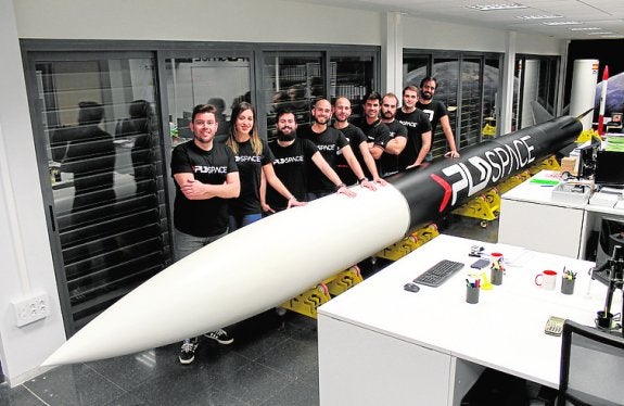 Una multinacional española del sector espacial invertirá en una empresa de la UMH