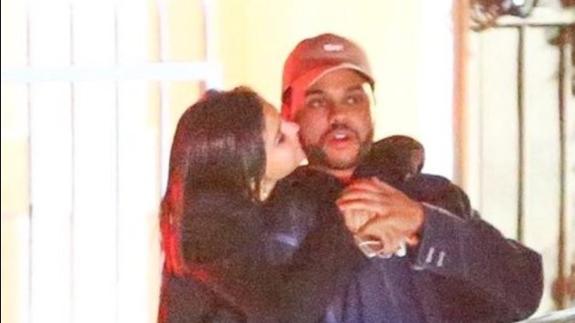 Selena Gomez y The Weeknd reparan juntos sus corazones rotos