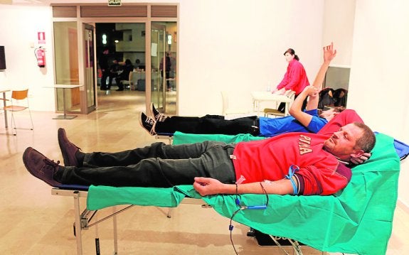 El maratón de donación de sangre supera las previsiones