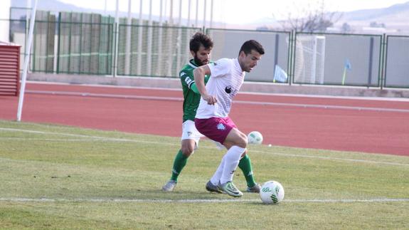 Titi arranca un punto ante el Villanovense