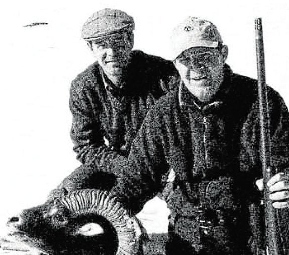 Valenzuela asegura que los invitados a Estambul fijaron un 'pozo' para gastos