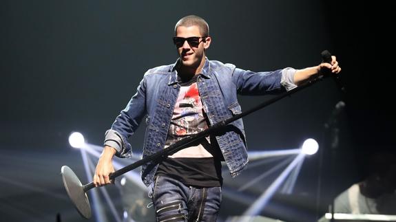 Nick Jonas podría estar ligando con Miley Cyrus