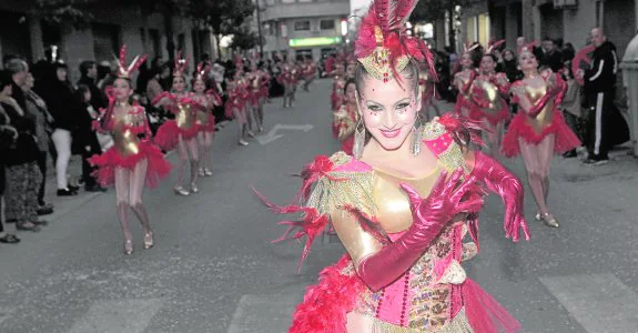 Más de dos mil figurantes en el gran desfile de Carnaval