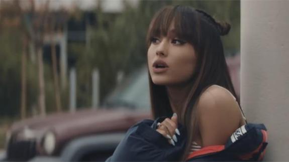 Ariana Grande lanza 'Everyday' a favor del sexo y contra los prejuicios