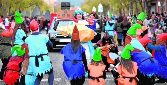 El carnaval se apodera de El Palmar y Vistalegre